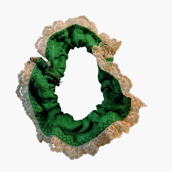 Green Lace  Armband Garter Saint Patricks Day Gold Black Button Luck of Irish - Picture 5 of 5